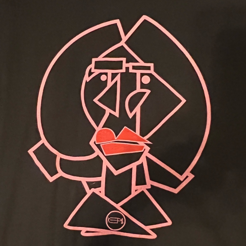 Nwot Keeps On Creating Designer T-Shirts By Keeps… - image 5